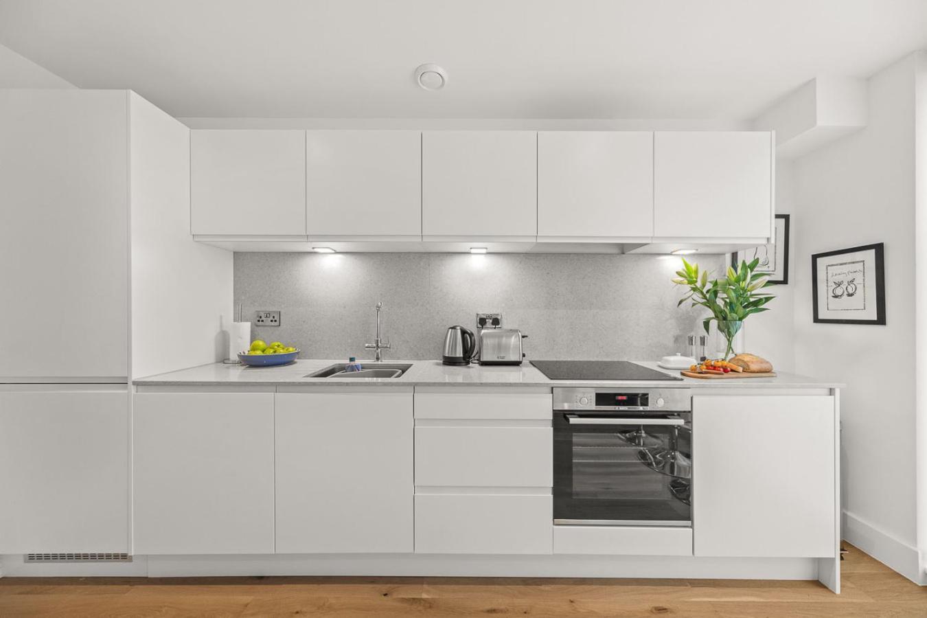 Atlas House Three Harrogate Esterno foto